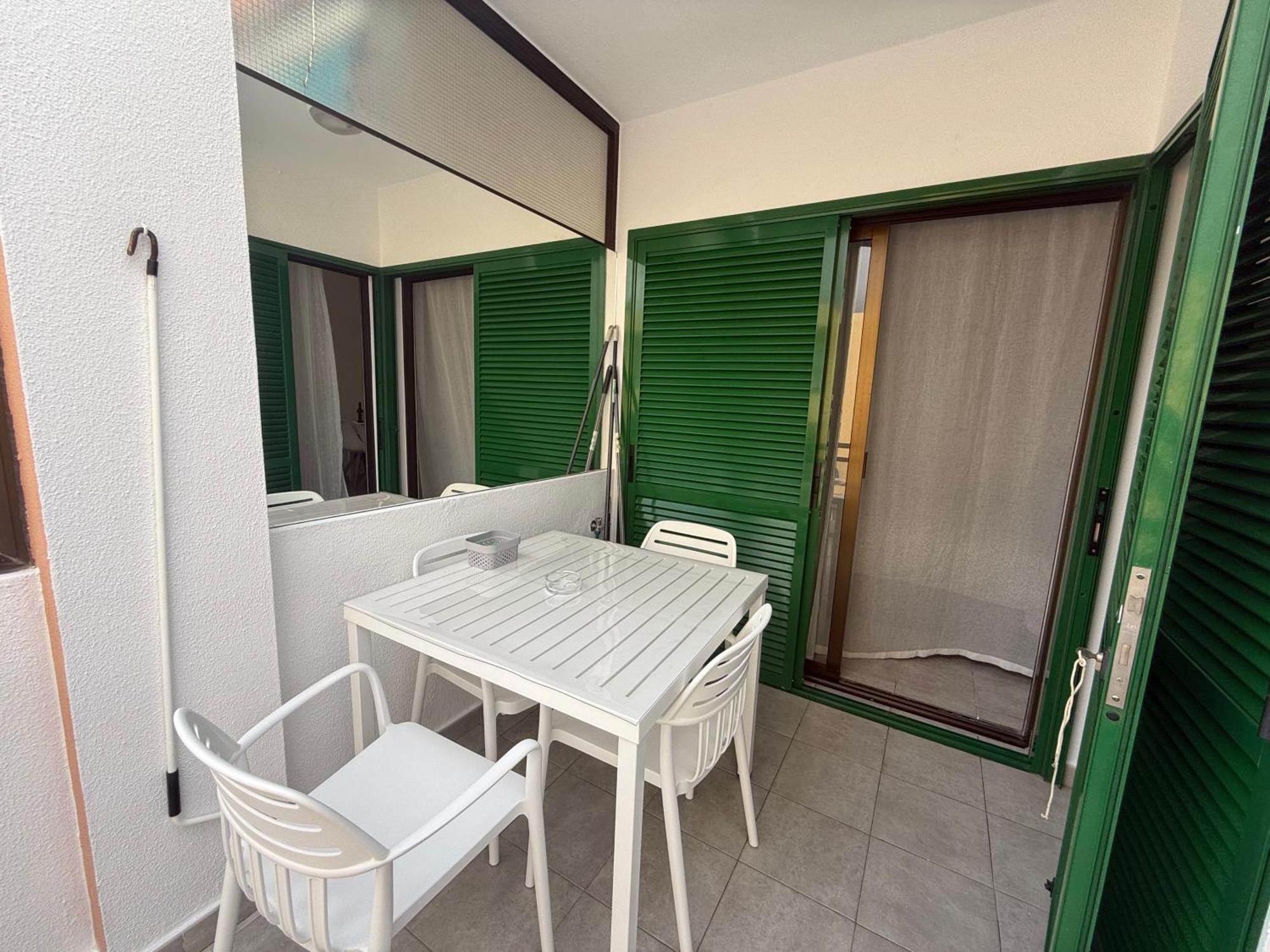 Apartamento Playa Las Vistas Arona  Exterior foto